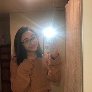 Meet your Posher, Carla